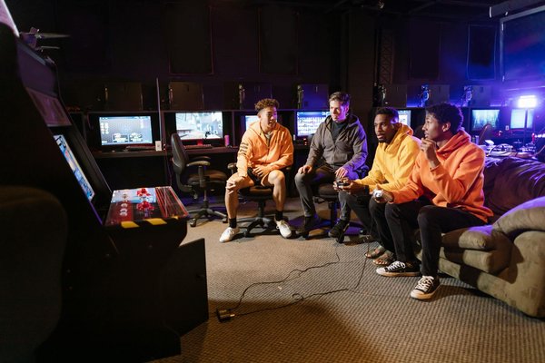 The impact of uk computing news on shaping consumer tech trends: an insightful analysis